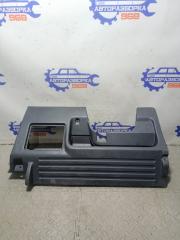 Запчасть накладка торпедо Nissan Primera 1996