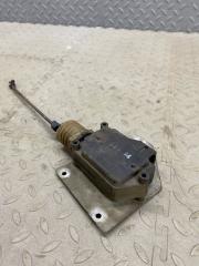 Фото запчасти активатор замка багажника Land Rover Range Rover Б/У запчасть Запчасть активатор замка багажника Land Rover Range Rover