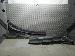 Запчасть жабо Mazda 3