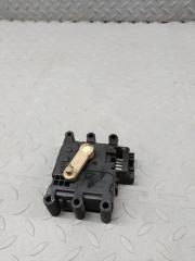 Запчасть сервопривод заслонок печки Mazda 3