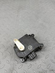 Запчасть сервопривод заслонок печки Mazda 3