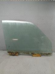 Фото запчасти стекло переднее правое Land Rover Range Rover Б/У запчасть Запчасть стекло переднее правое Land Rover Range Rover