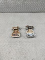 Запчасть петли двери передние правые Dodge Caravan 2004