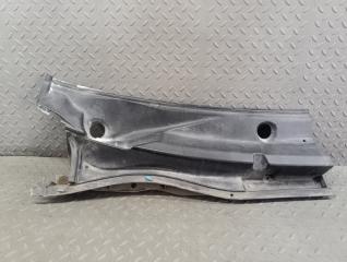 Запчасть жабо правое Toyota Porte 2006