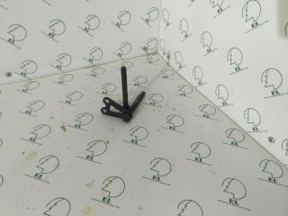 Запчасть болт нижника BMW X5