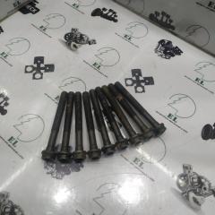 Запчасть болт головки блока цилиндров MERCEDES-BENZ