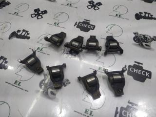 Запчасть коромысло клапана NISSAN