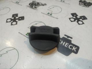 Запчасть крышка масляной горловины NISSAN