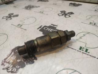 Запчасть форсунка топливная NISSAN