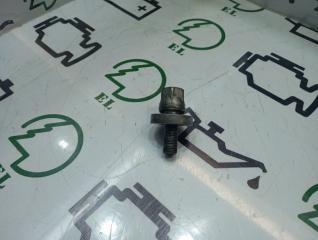 Запчасть болт шкива коленвала MITSUBISHI