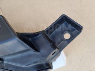 Фара правая Axela BP5P