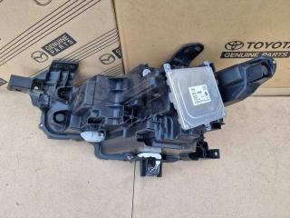 Фара правая Axela BP5P