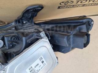 Фара правая Axela BP5P