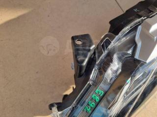 Фара светодиодная передняя левая Mitsubishi Delica D:5 CV1W