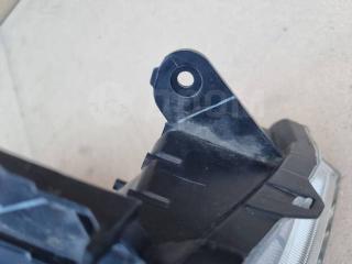 Фара передняя правая Escudo YD21S