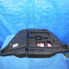 Запчасть пенопласт багажника Toyota Prius