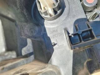 Фара передняя левая Prius MXWH60