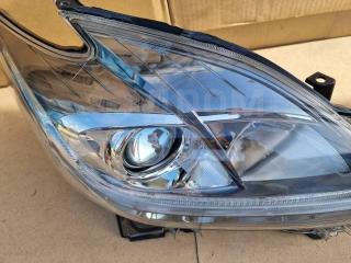 Фара правая Toyota Prius ZVW30 2ZRFXE