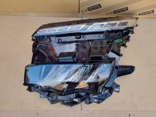 Фара левая Toyota Voxy ZWR90W 81150V1050 контрактная