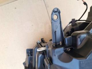 Фара левая Voxy ZWR90W