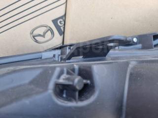 Фара передняя правая NX200 2014-2017 ZGZ10