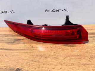 Стоп-сигнал задний правый Toyota Harrier 2020-2023