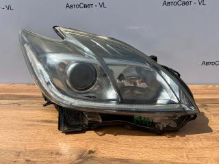 Фара ксеноновая передняя правая Toyota Prius 2011-2015