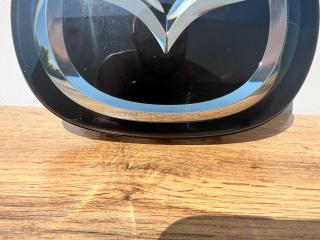 Эмблема передняя CX-3 2014-2018 ( DK )