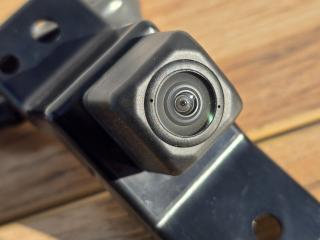 Камера переднего вида передняя Toyota Raize A200A