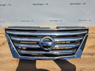 Решетка радиатора передняя Nissan Serena 2013-2016