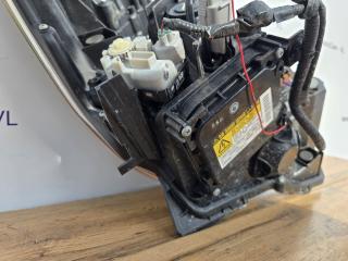 Фара ксеноновая передняя левая Prius 2011-2015 ( XW30 )