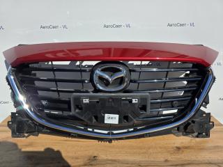 Решетка радиатора передняя Mazda Axela 2016-2019
