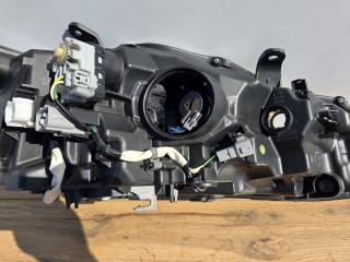 Фара светодиодная передняя левая CT200h 2010-2013 ZWA10