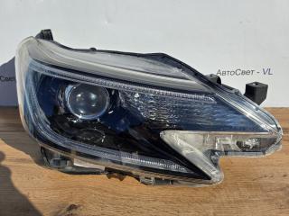 Фара ксеноновая передняя правая Toyota Mark X 2009-2016