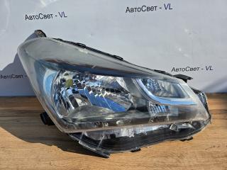 Фара галогеновая передняя правая Toyota Vitz 2014-2016