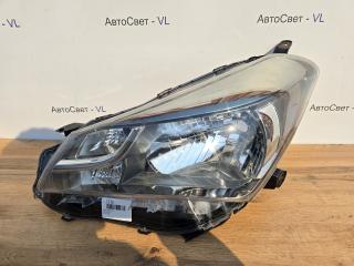 Фара галогеновая передняя левая Toyota Vitz 2014-2016 контрактная Фара галогеновая передняя левая Toyota Vitz 2014-2016