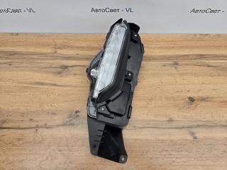 Запчасть поворотник в бампер передний правый Toyota Yaris Cross 2020-2024