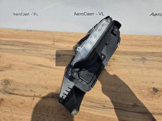 Запчасть поворотник в бампер передний правый Toyota Yaris Cross 2020-2024