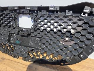 Решетка передняя Mazda2 2018-2023 ( DJ )