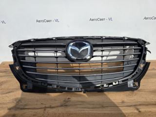 Решетка радиатора передняя Mazda CX-3 2014-2018