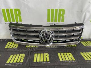 Решетка радиатора VOLKSWAGEN TOUAREG