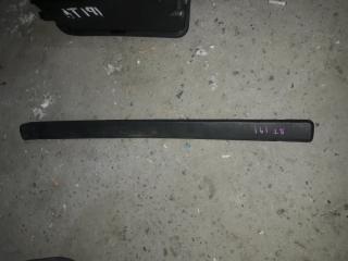 Запчасть накладка на порог передняя правая Toyota Caldina 1996