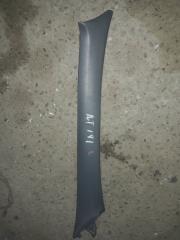 Запчасть обшивка салона правая Toyota Caldina 1996