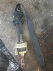 Фото запчасти ремень безопасности передний правый Toyota Sprinter Б/У запчасть Запчасть ремень безопасности передний правый Toyota Sprinter