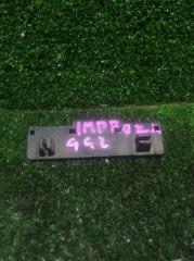 Запчасть кронштейн правый SUBARU Impreza