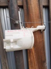 Фото запчасти бачок омывателя Toyota Raum Б/У запчасть Запчасть бачок омывателя Toyota Raum