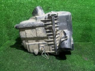 Фото запчасти корпус воздушного фильтра Toyota Harrier контрактная запчасть Запчасть корпус воздушного фильтра Toyota Harrier