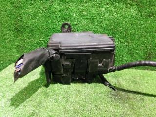 Фото запчасти блок предохранителей Toyota Voxy Б/У запчасть Запчасть блок предохранителей Toyota Voxy