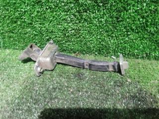 Запчасть ограничитель двери задний правый Toyota Ractis