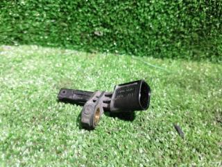 Запчасть датчик abs передний правый Volkswagen Tiguan 2011